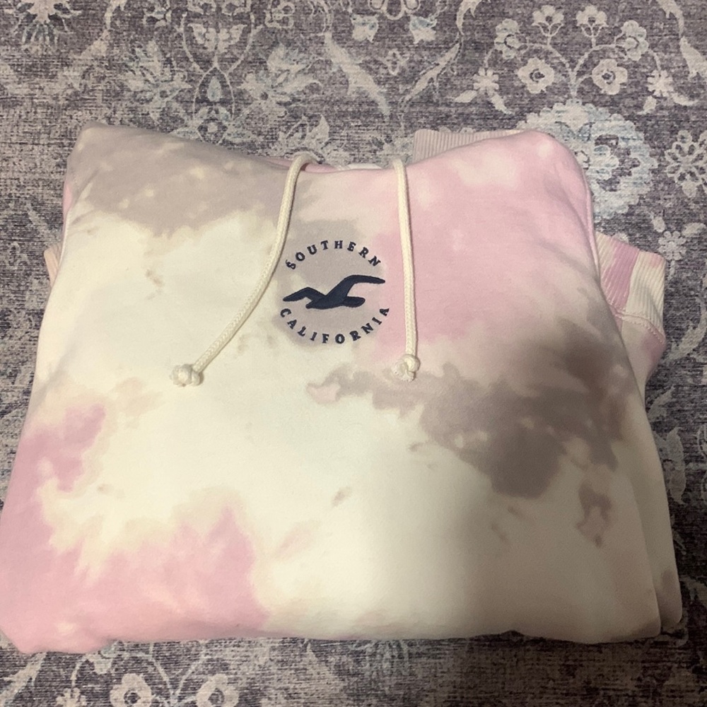 Sweatshirt tie-dye